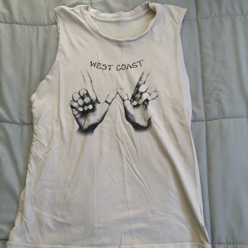 West Coast w iconic fingers showing WC loose tank